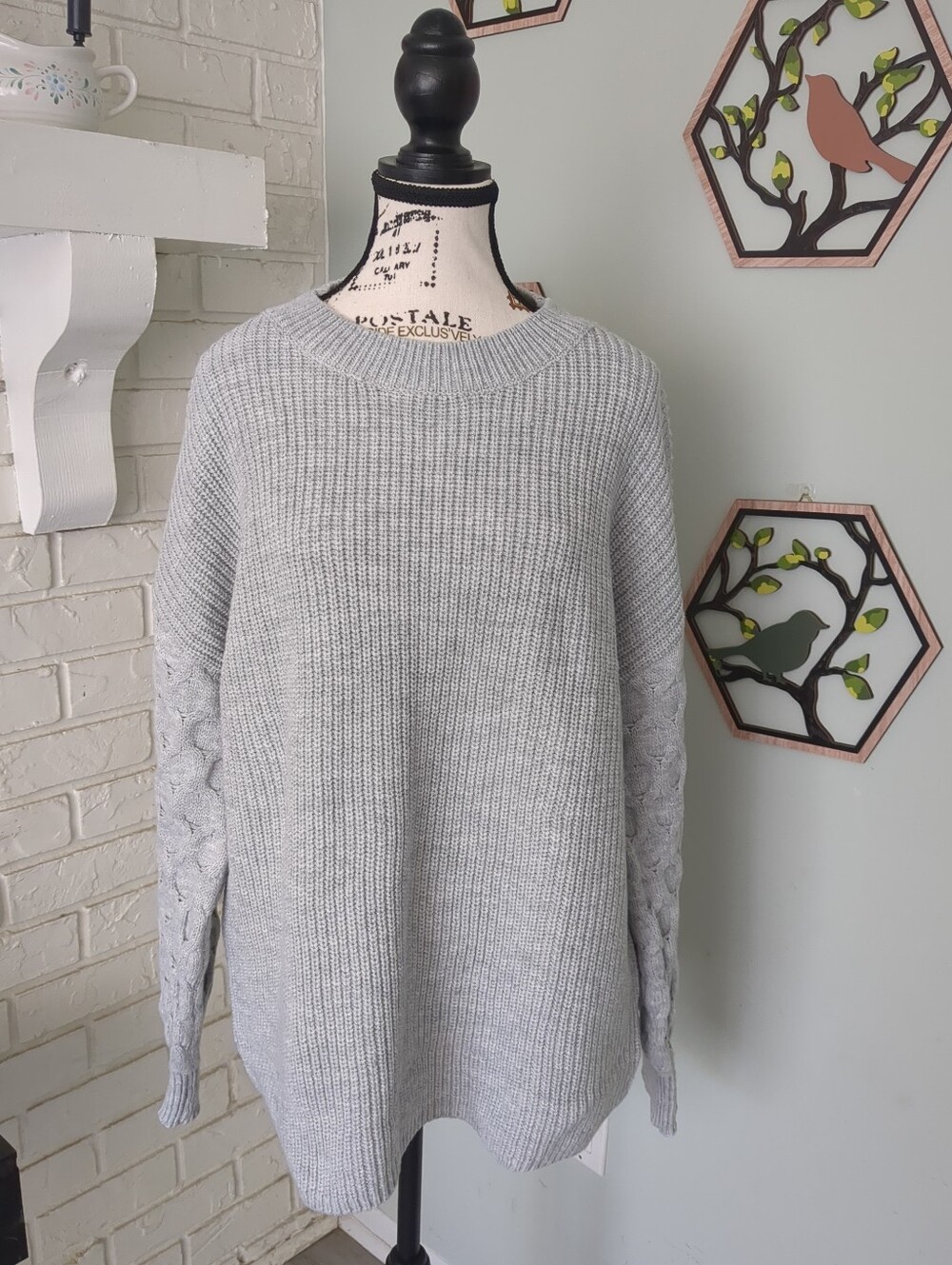 **3/$10** Pretty Garden Sweater Size XL